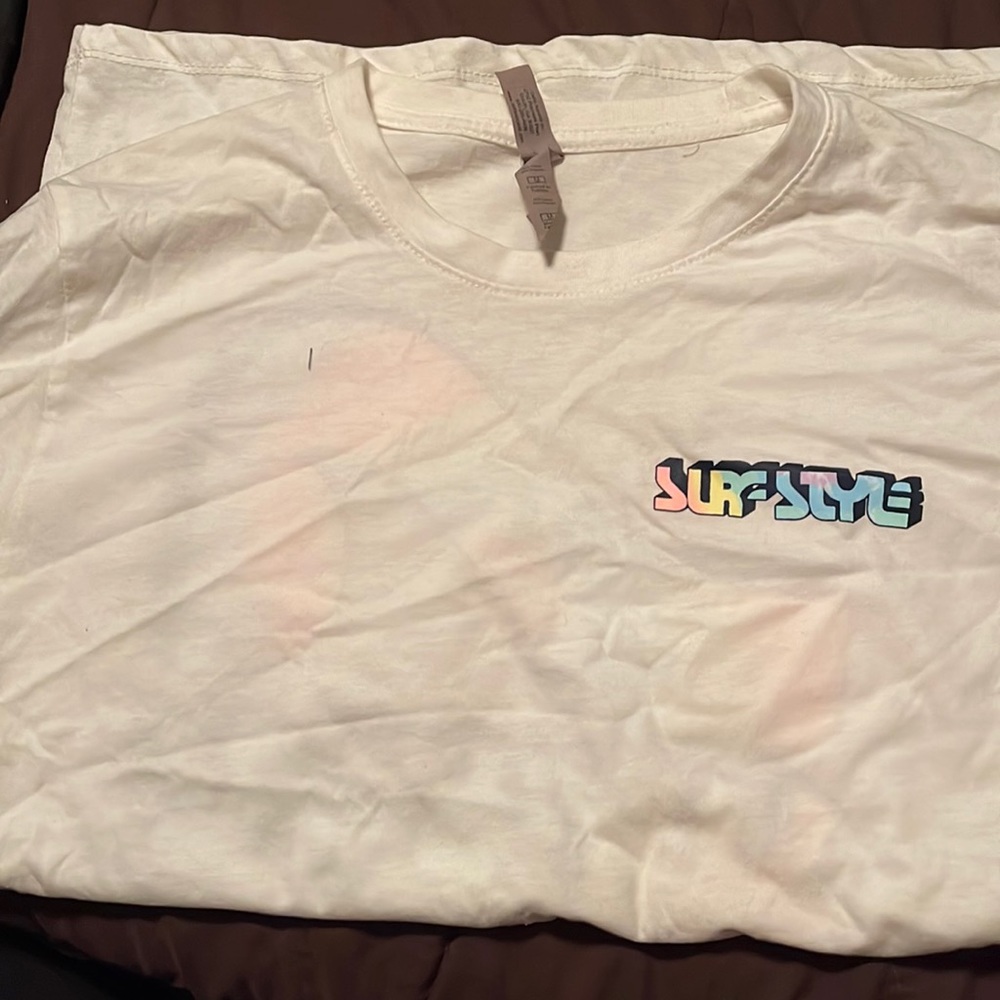 surf style shirt